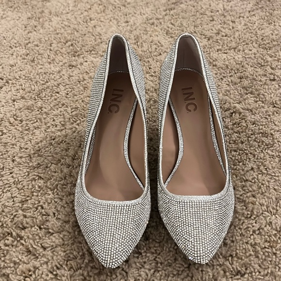 INC International Concepts Shoes - I. N. C size 6